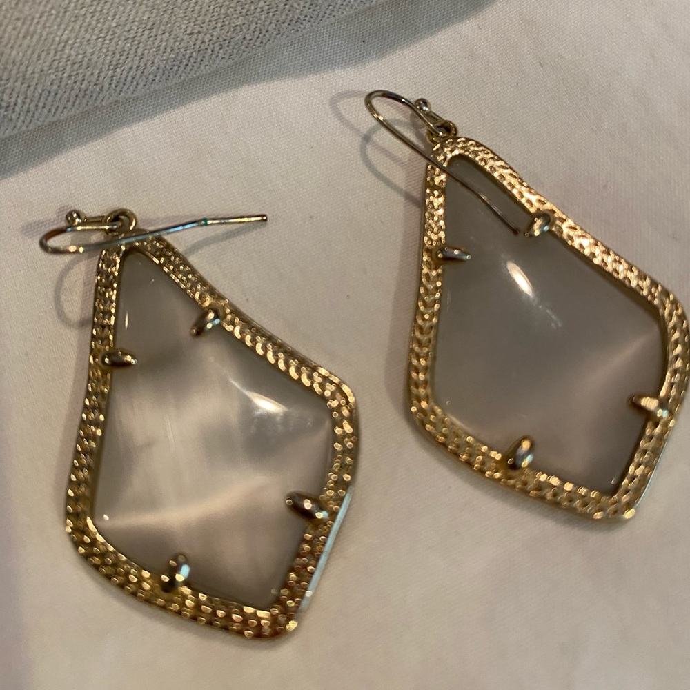 Kendra Scott Alex Earrings - Picture 6 of 6